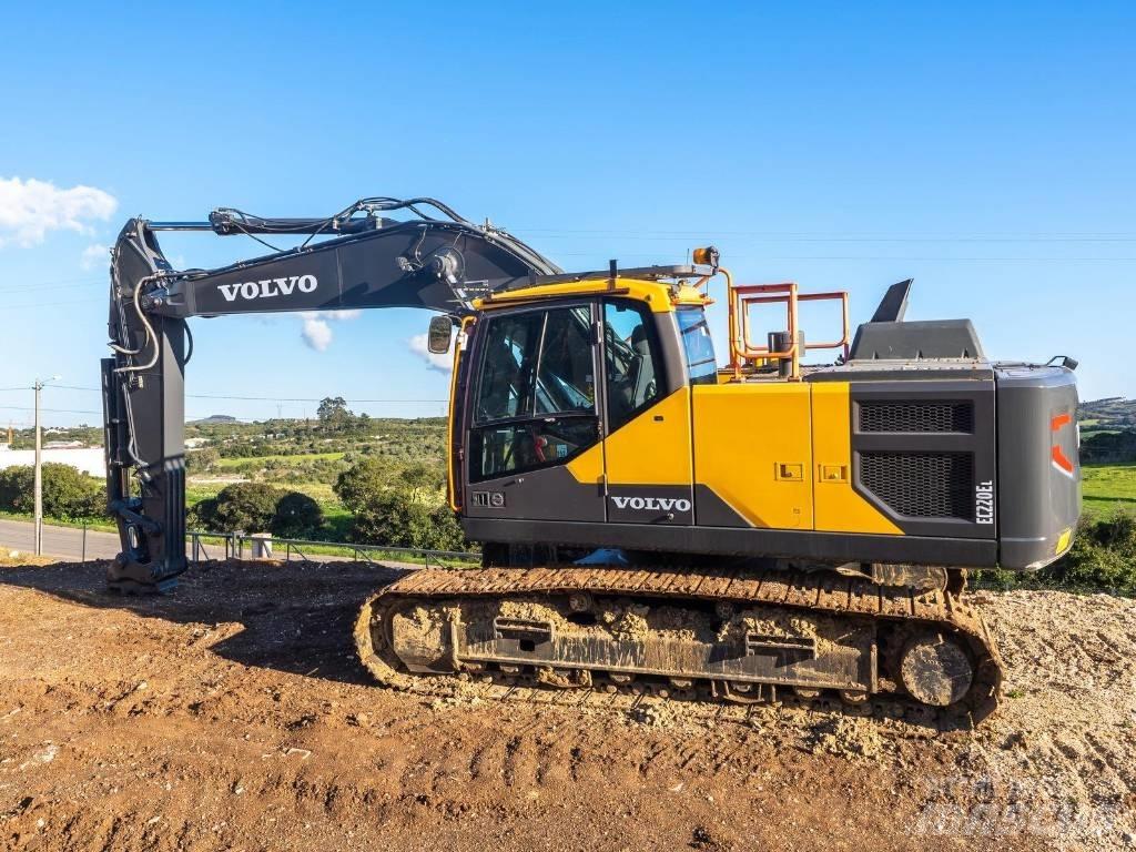 Volvo EC 220 E Гусеничные экскаваторы