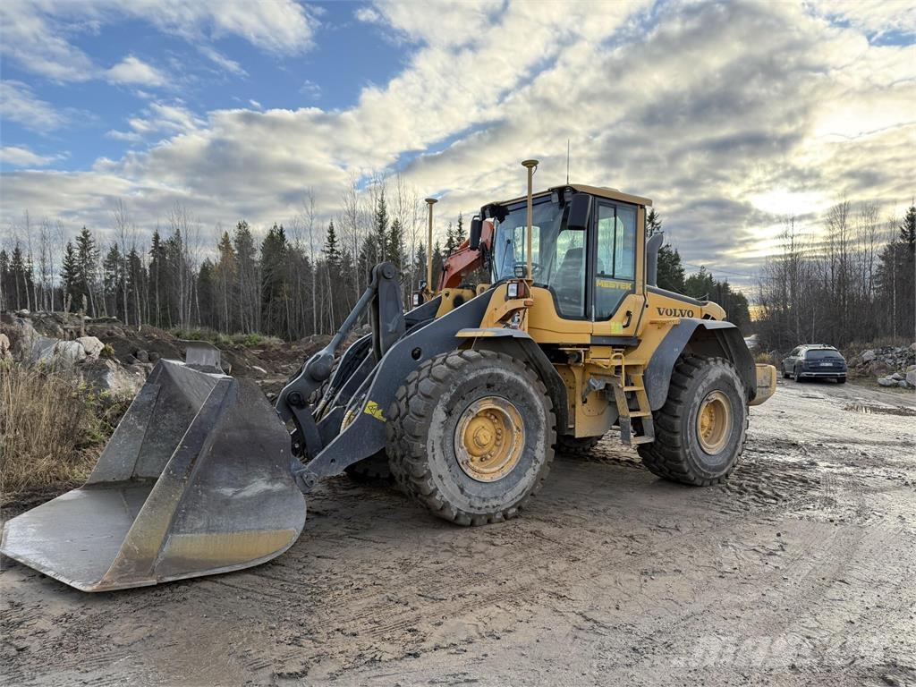 Volvo L120F Фронтальные погрузчики