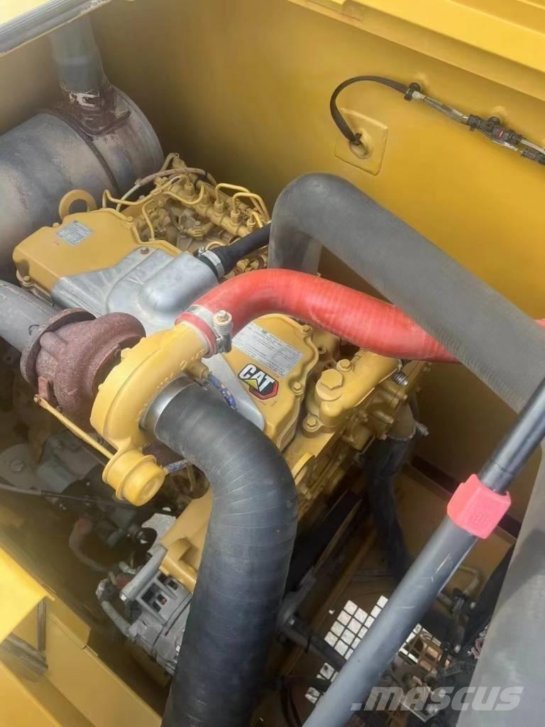 CAT 320 Гусеничные экскаваторы