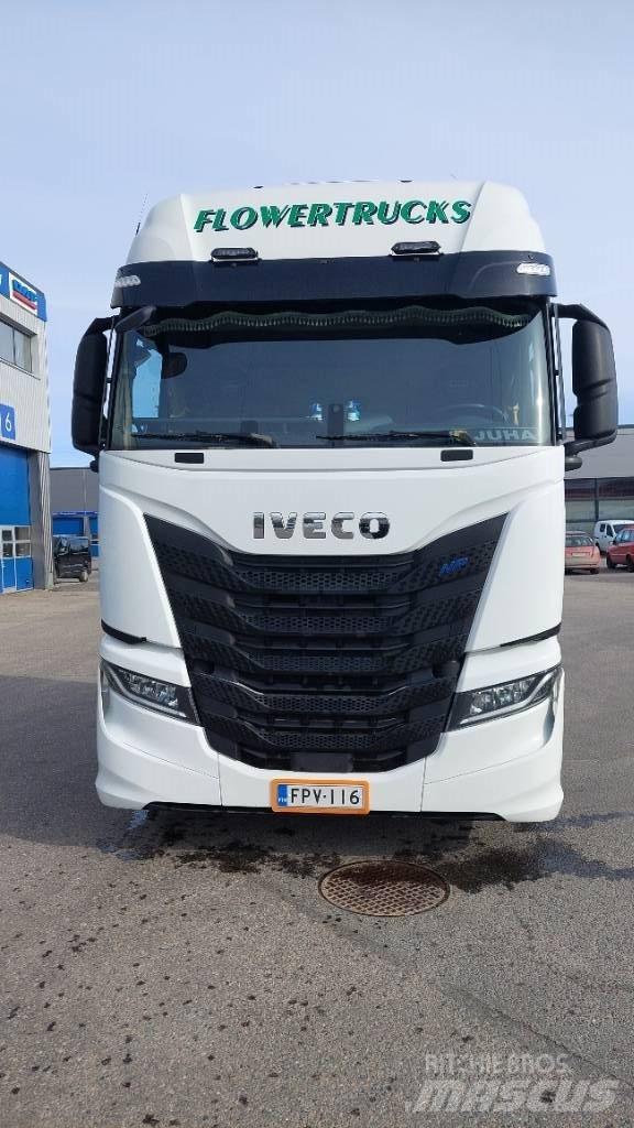 Iveco S-Way 460 LNG Седельные тягачи