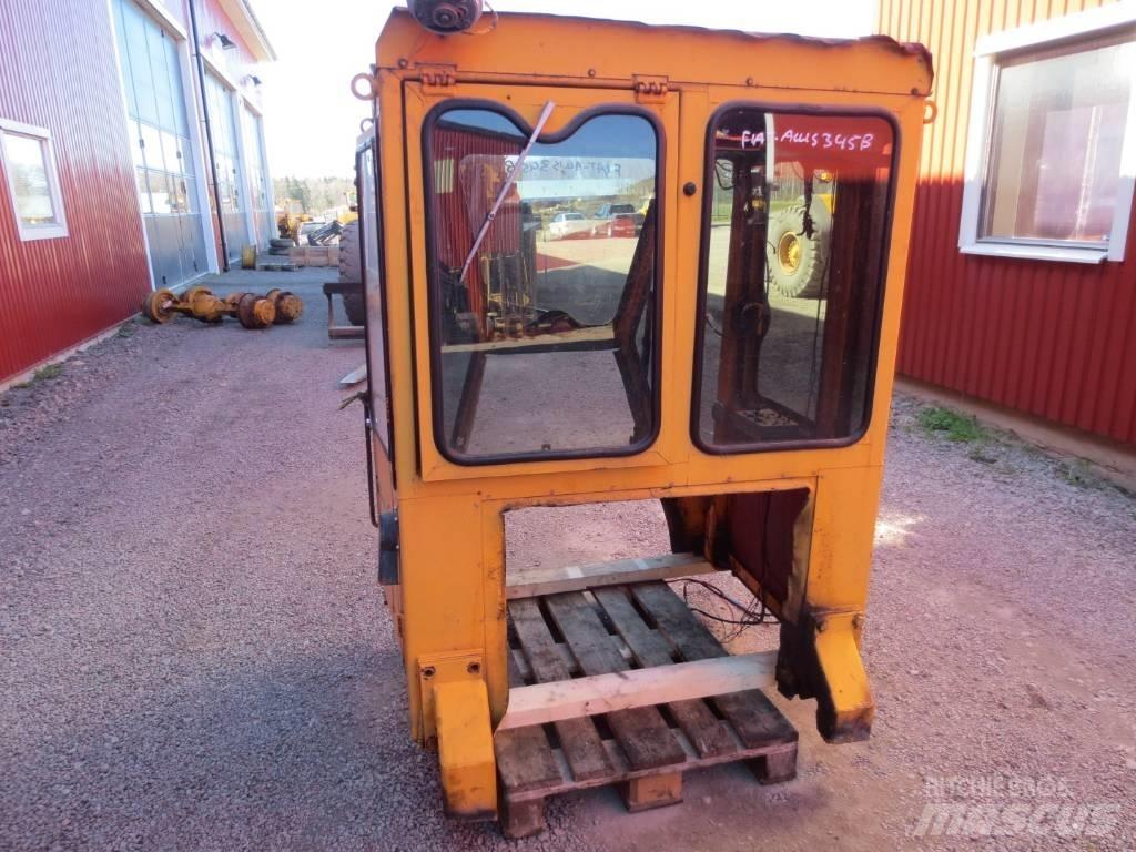 Fiat-Allis 345B Кабины и интерьер