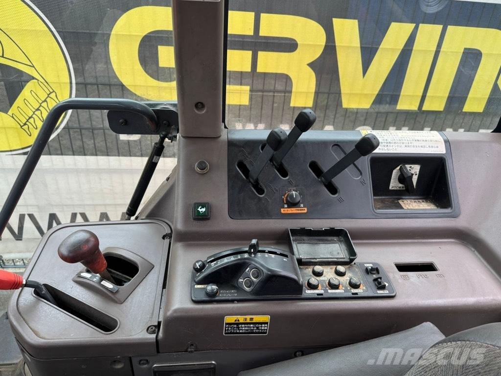 Kubota KM 90 D Трактора