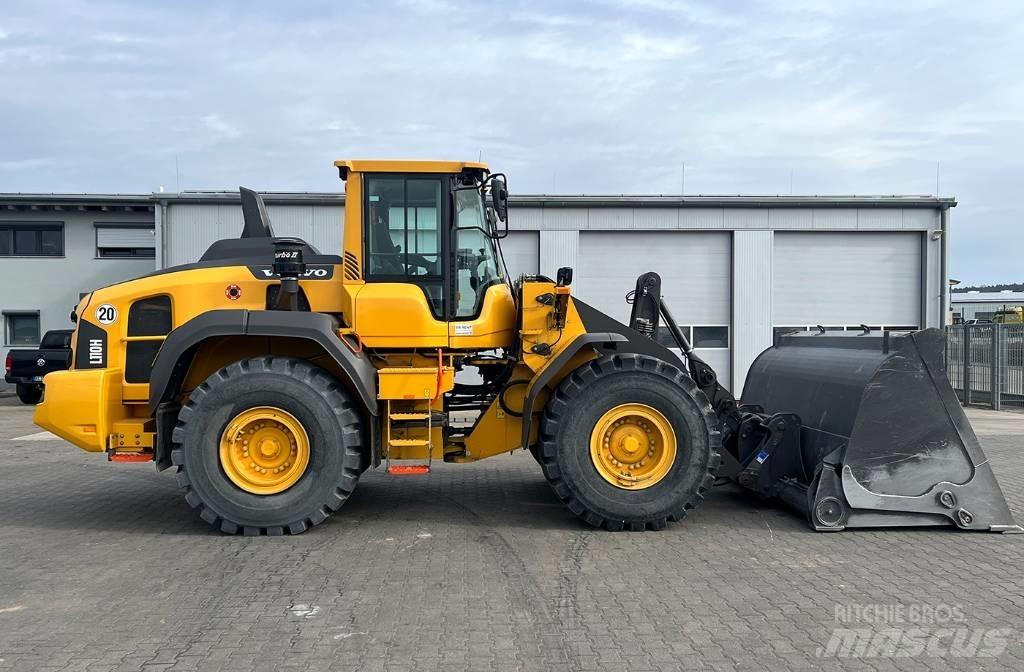Volvo L110H - RENTAL Фронтальные погрузчики