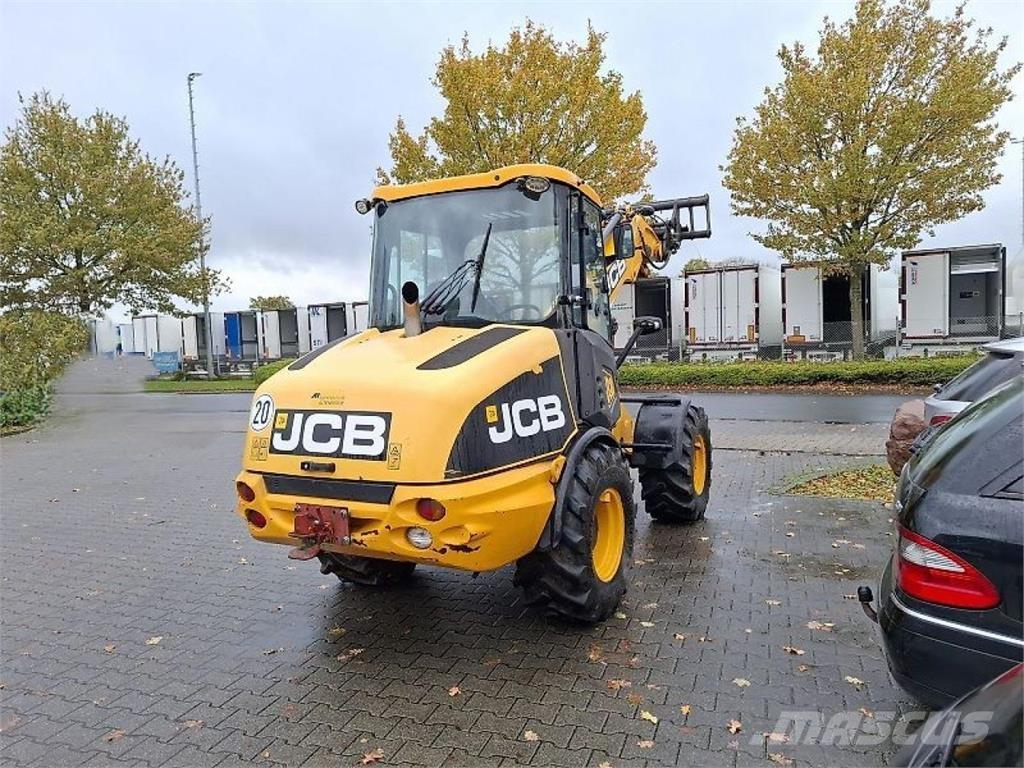 JCB TM 180 Сельскохозяйственные телескопические погрузчики