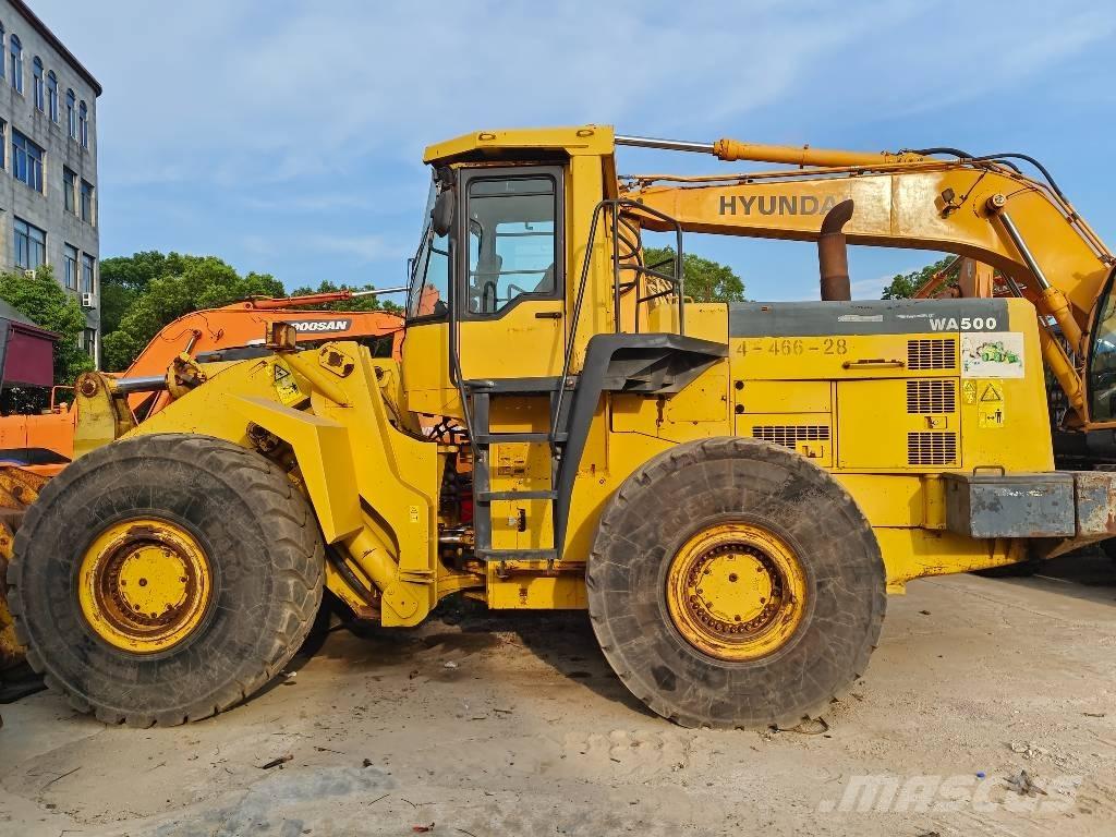 Komatsu WA 500 Фронтальные погрузчики
