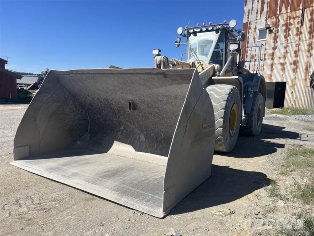Komatsu WA470-7 Фронтальные погрузчики