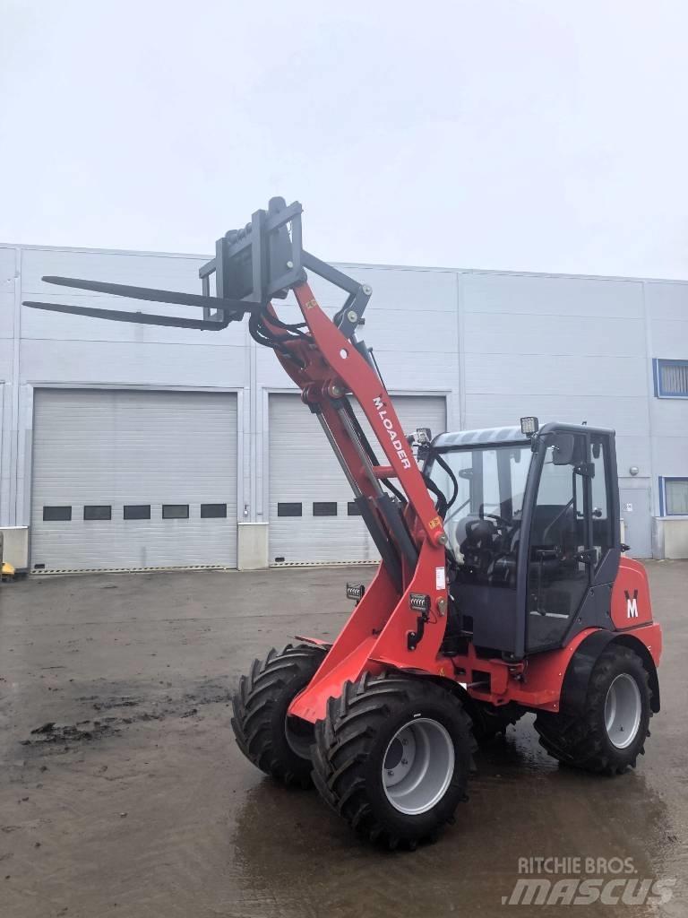 VM Loader 1040LXC Малые погрузчики