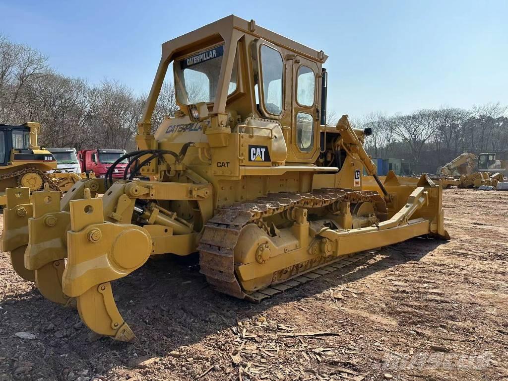 CAT D8K Гусеничные бульдозеры