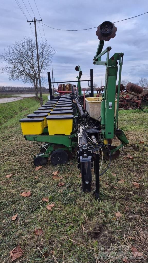 John Deere 1760 Сажалки