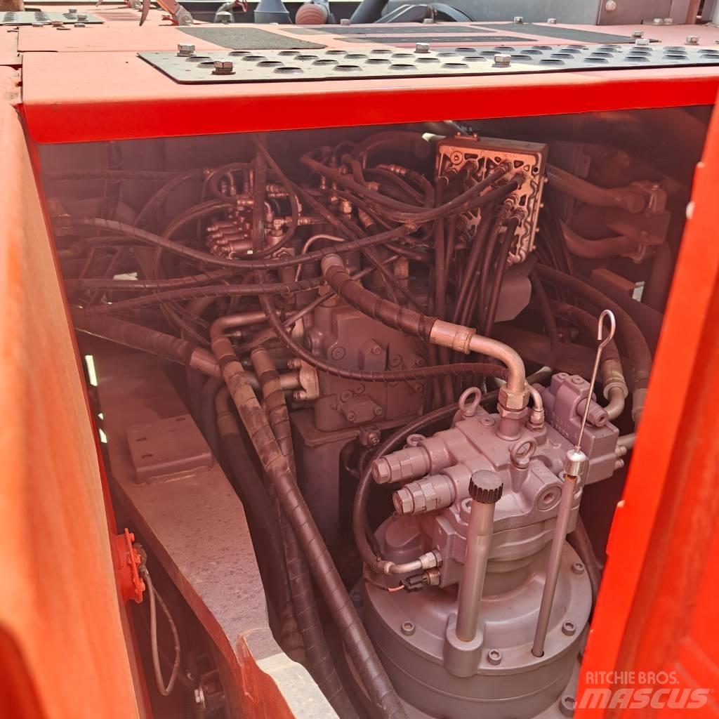 Hitachi 240LC-3 Гусеничные экскаваторы