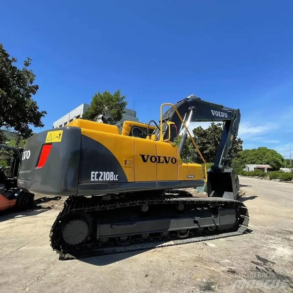 Volvo EC210B Гусеничные экскаваторы