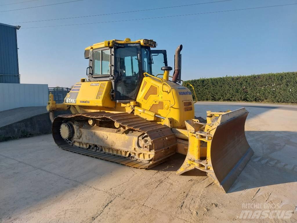 Komatsu D61PXi-24 Гусеничные бульдозеры