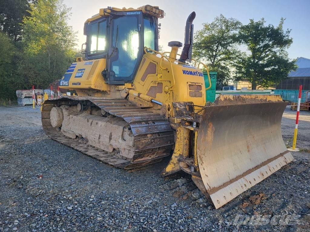 Komatsu D61PXi-24 Гусеничные бульдозеры