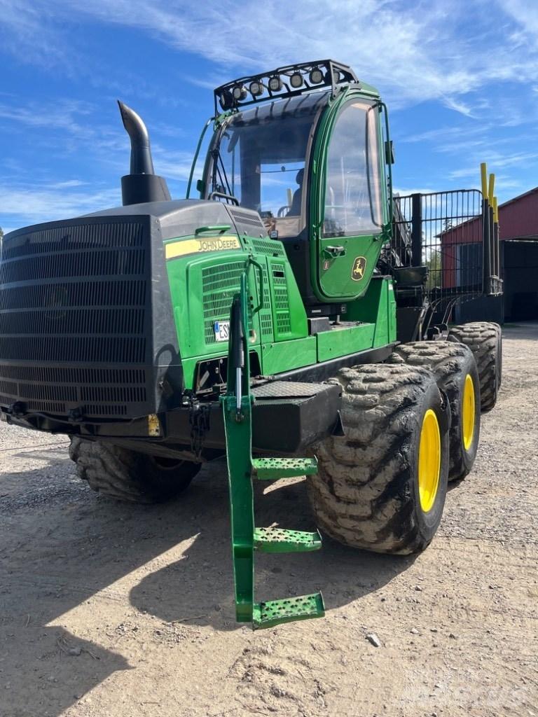 John Deere 1510G Форвардеры