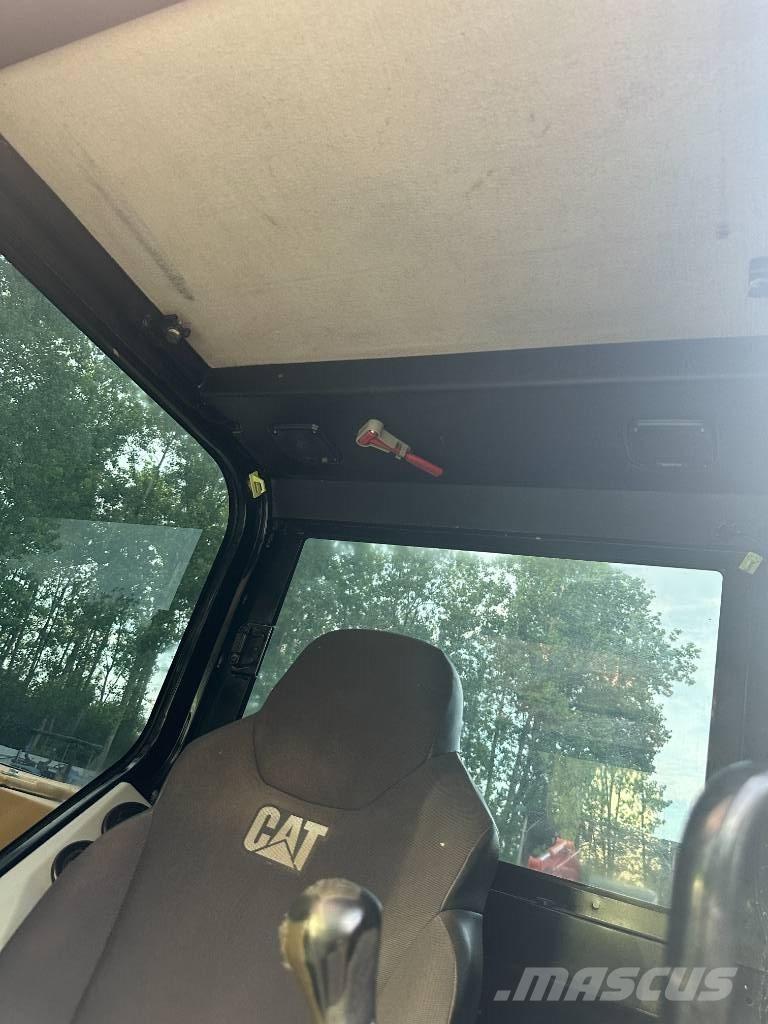 CAT 307E2 Гусеничные экскаваторы