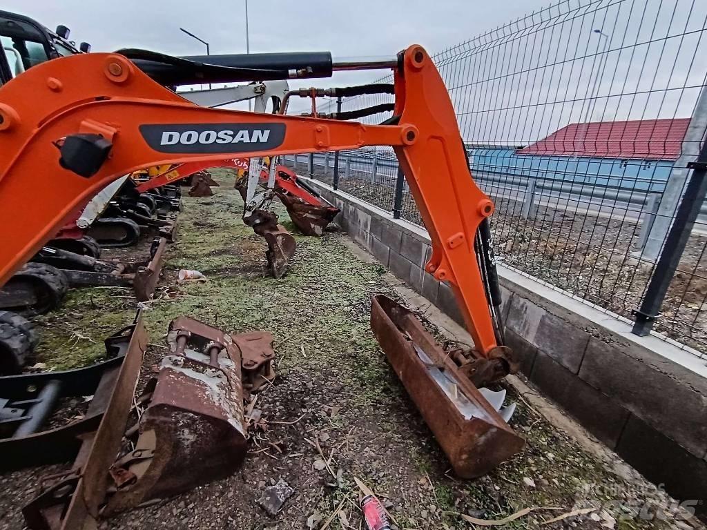 Doosan DX 19 Мини-экскаваторы