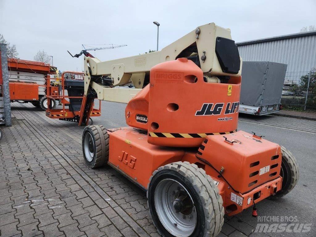 JLG M 450 AJ Коленчатые подъемники