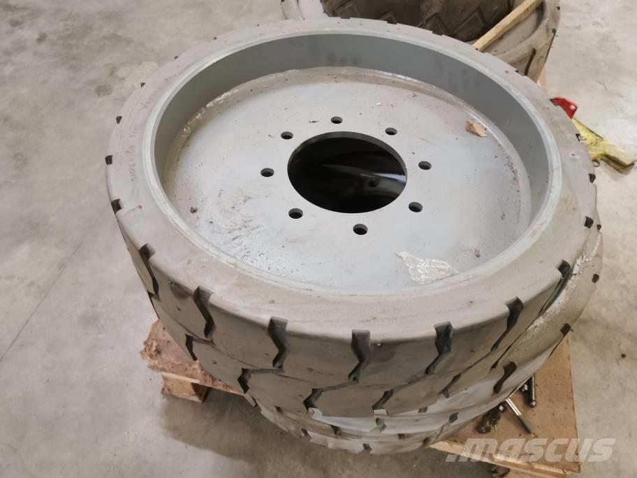 JLG E 300 AJP Шины и колёса