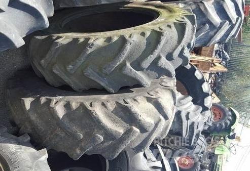 Pneus 12.4R24 Шины и колёса