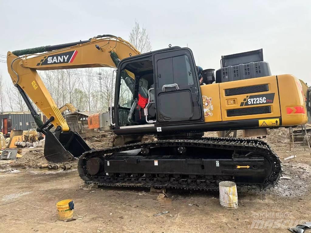 Sany SY 235 C Гусеничные экскаваторы