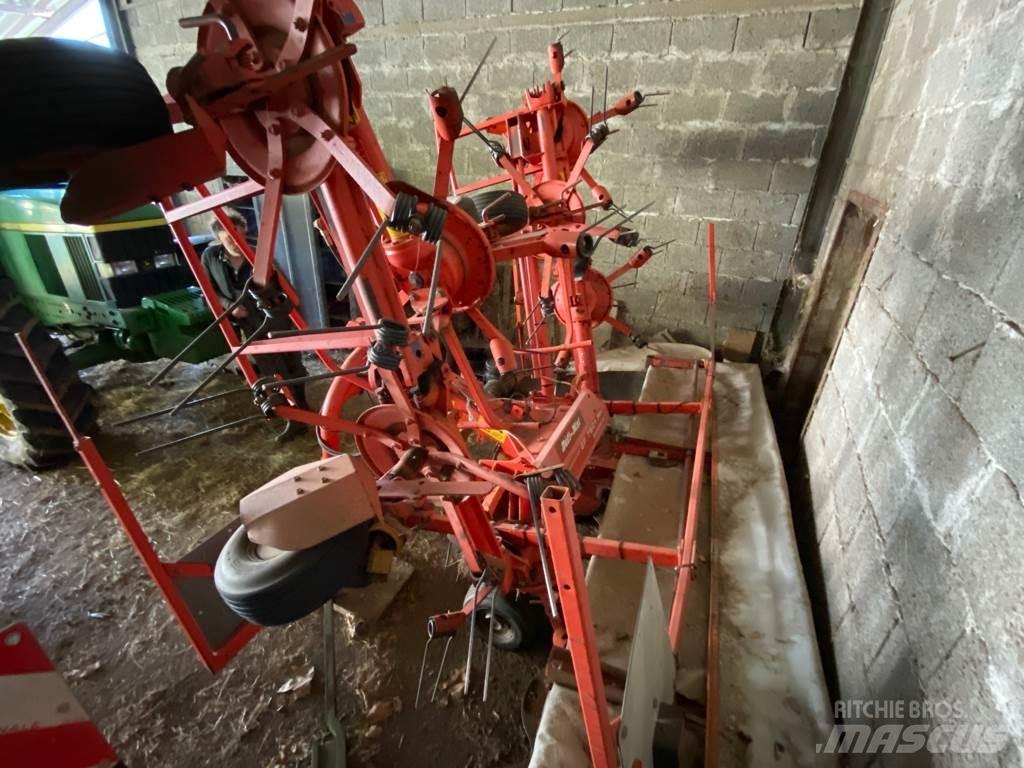 Kuhn Gf7601MH Грабли-ворошилки