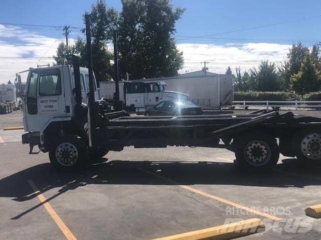 Sterling SC 8000 Автовозы