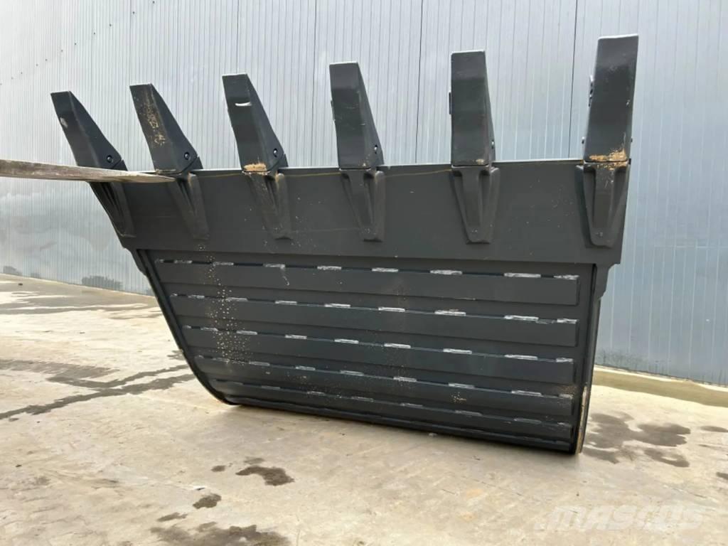 Hitachi ZX220 - 1.40m Ковши