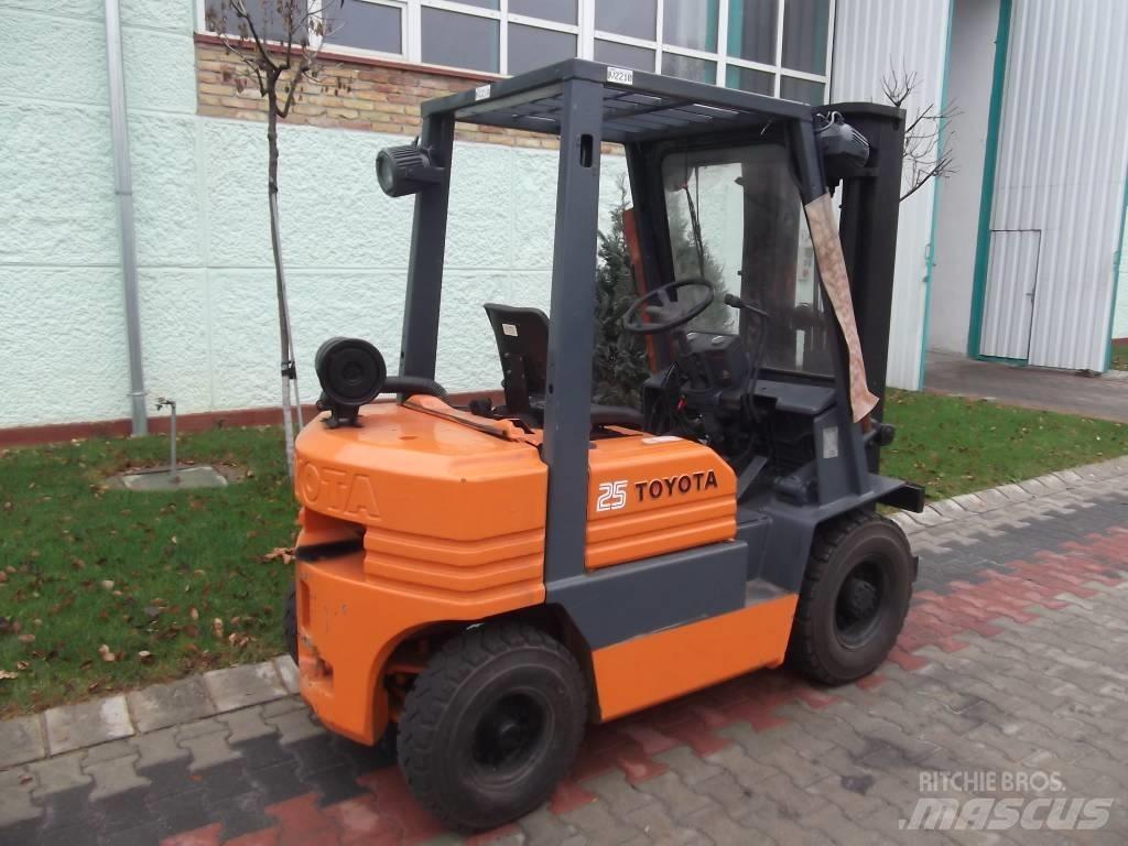 Toyota 5 FD 20 Дизельные погрузчики