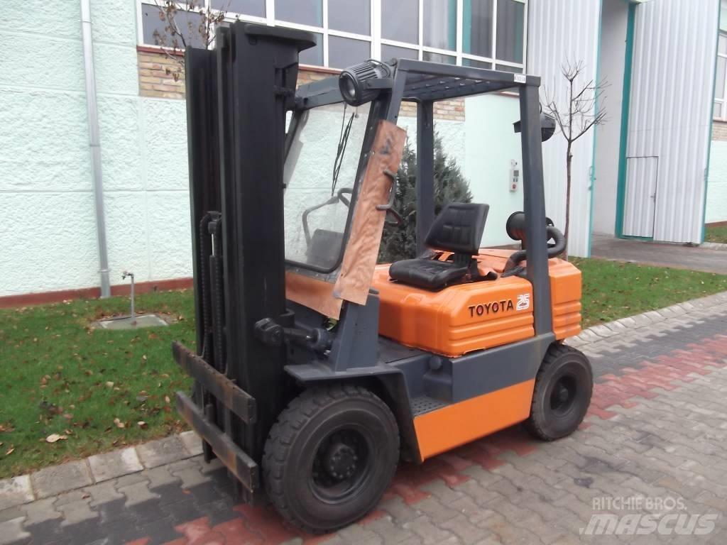 Toyota 5 FD 20 Дизельные погрузчики