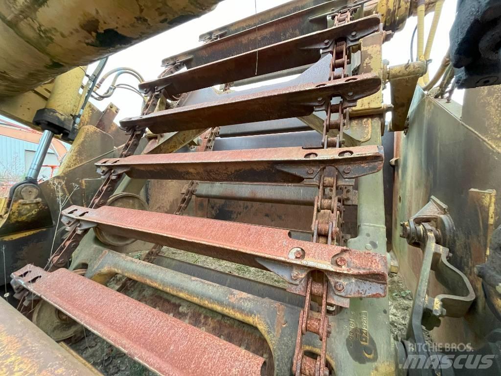 CAT 615 C Скреперы