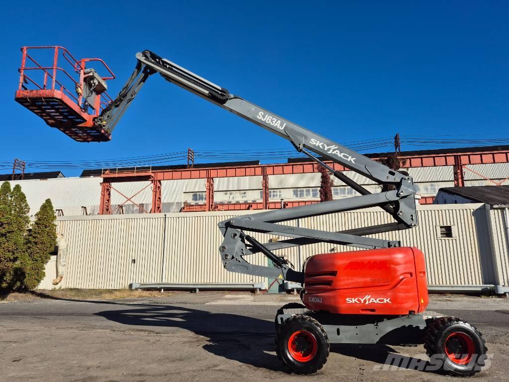 SkyJack SJ 63 AJ Коленчатые подъемники