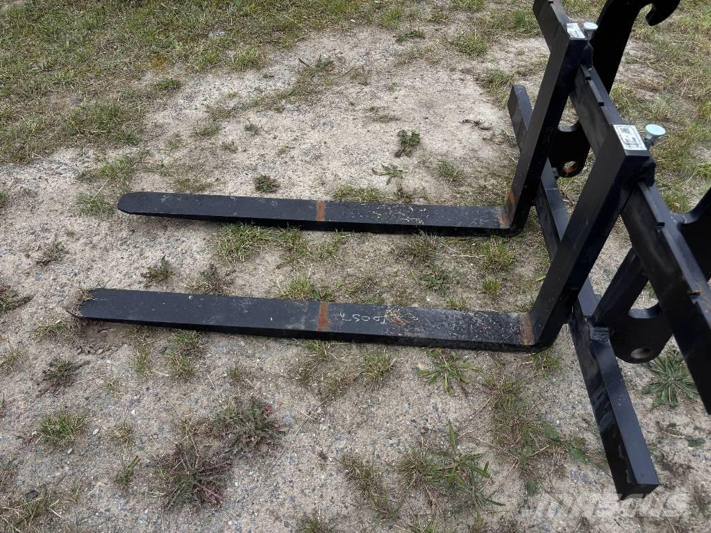 JCB 406 / 407 Паллетные вилы для фронтальных погрузчиков