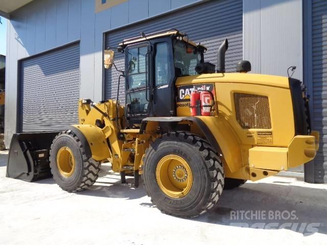 CAT 930 K Фронтальные погрузчики