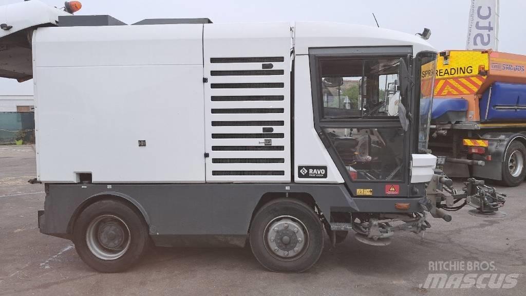 Ravo 580STH Вакуумные уборочные машины