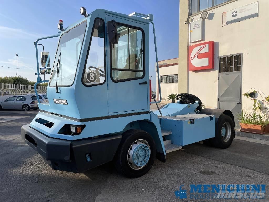 Terberg YT222 Терминальные тягачи
