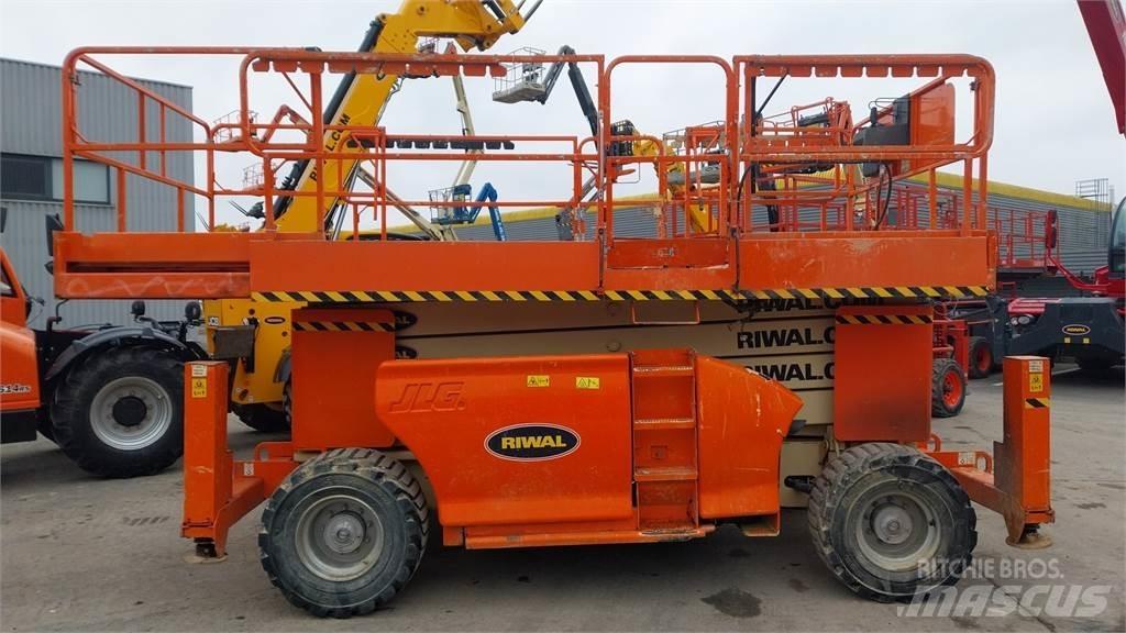 JLG 4394RT Ножничные подъемники