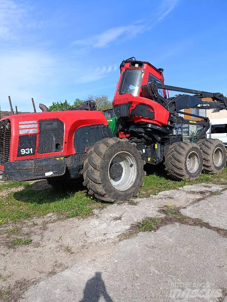 Komatsu 931 Харвестеры