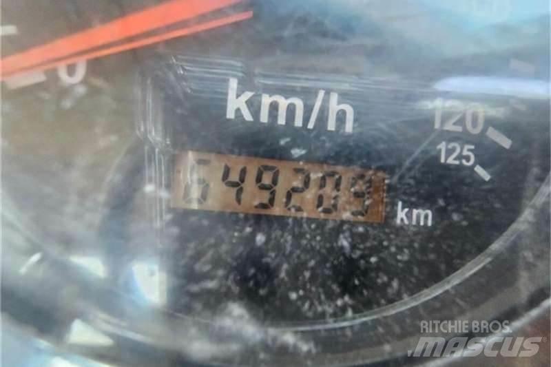Nissan UD Специальные грузовики
