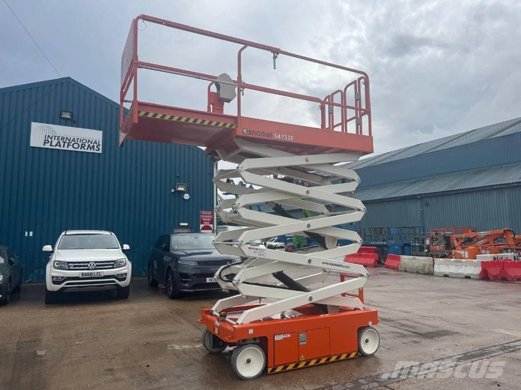 Snorkel S 4732 E Ножничные подъемники