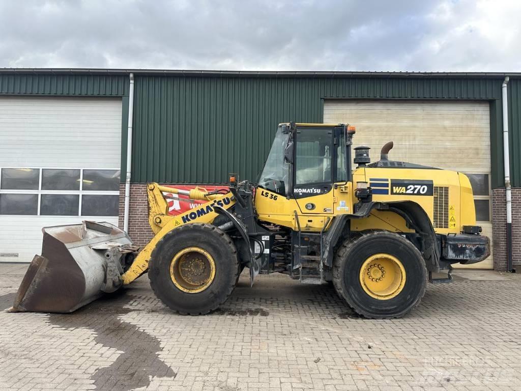 Komatsu WA270 8 Фронтальные погрузчики