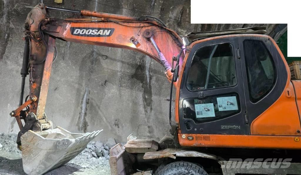 Doosan DX 210 W Колёсные экскаваторы