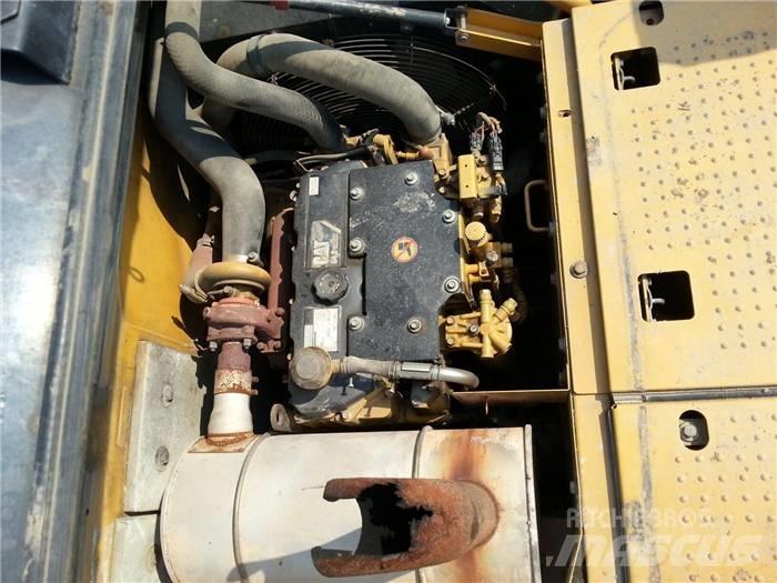 CAT 315 D Гусеничные экскаваторы