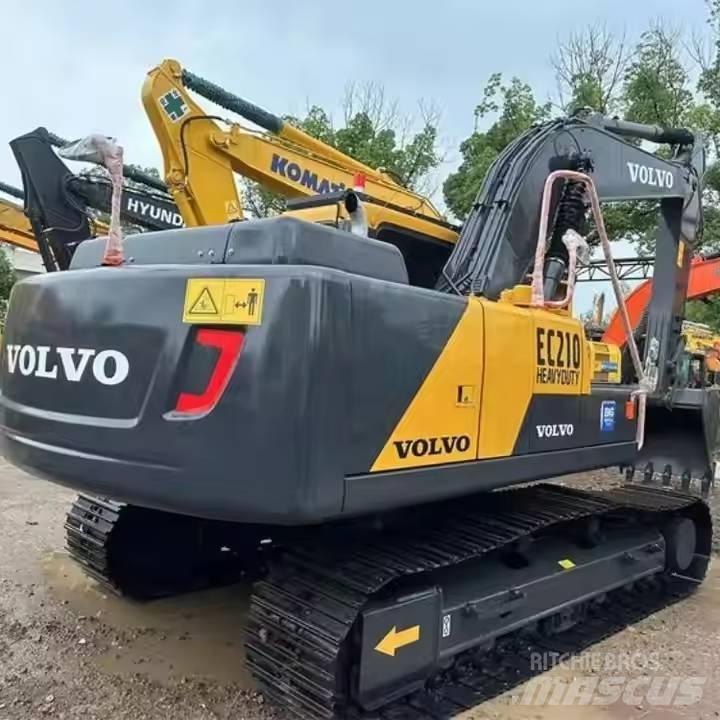 Volvo EC210D Гусеничные экскаваторы