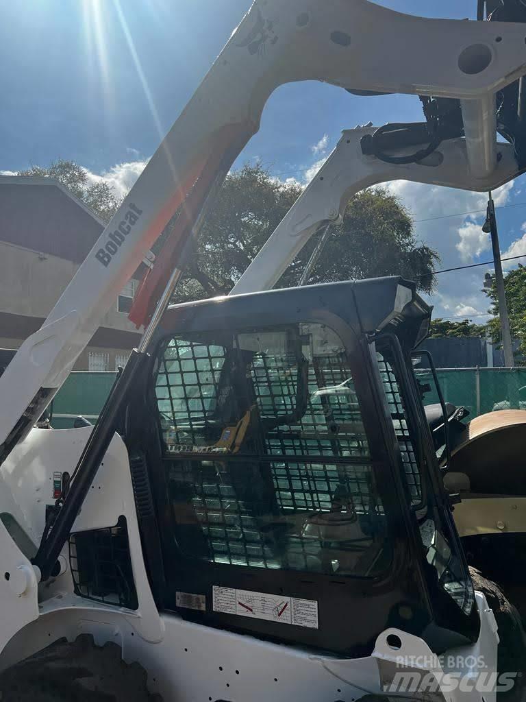 Bobcat S510 Мини-погрузчики
