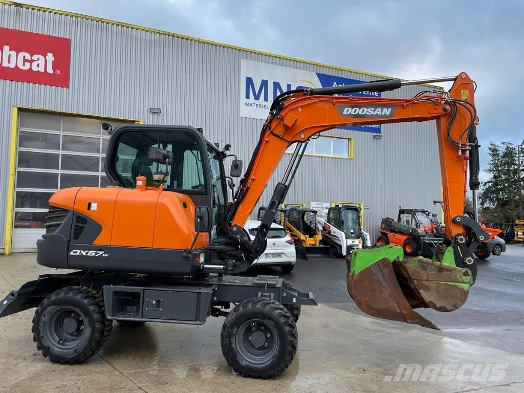 Doosan DX 57 W-5 Колёсные экскаваторы