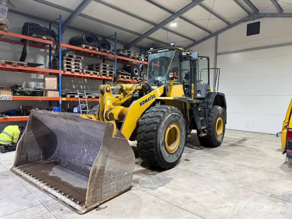 Komatsu WA 380-6 Фронтальные погрузчики