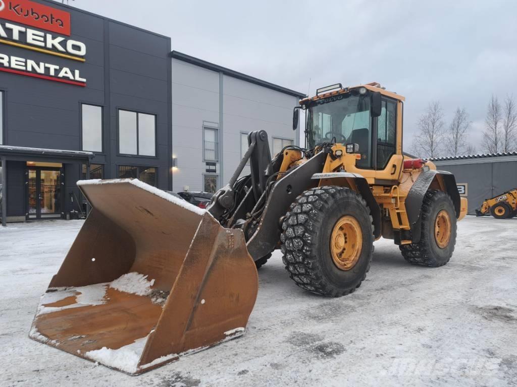 Volvo L 120 F Фронтальные погрузчики