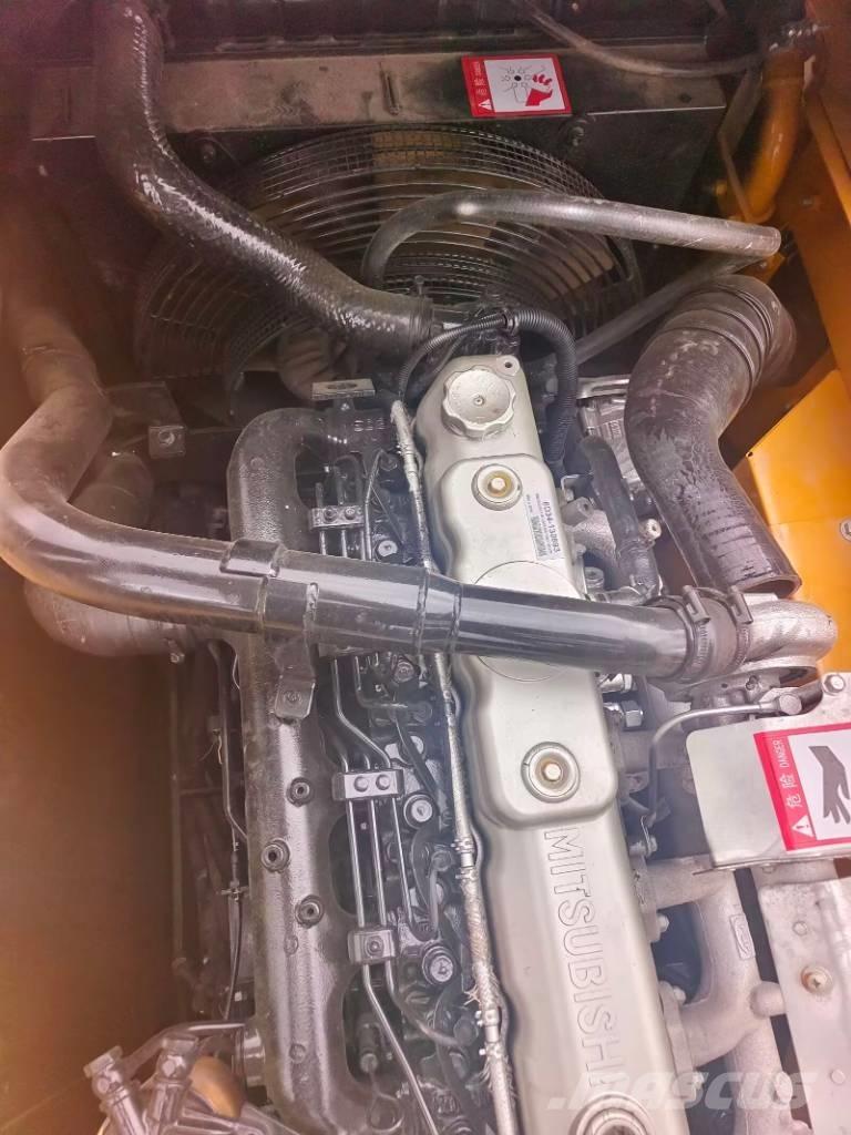 Sany SY 215 C Гусеничные экскаваторы