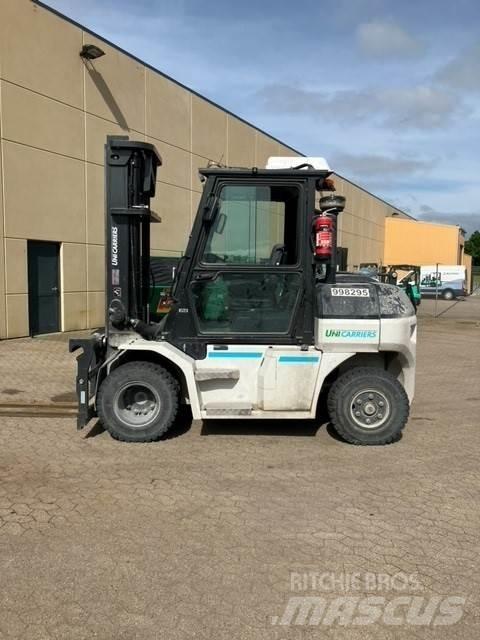UniCarriers DX60-5 Дизельные погрузчики
