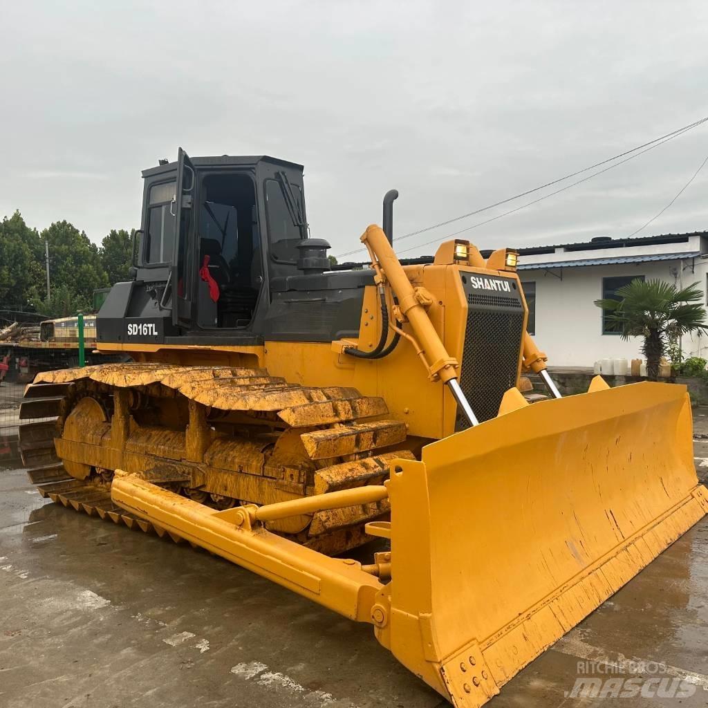Shantui SD16 Гусеничные бульдозеры